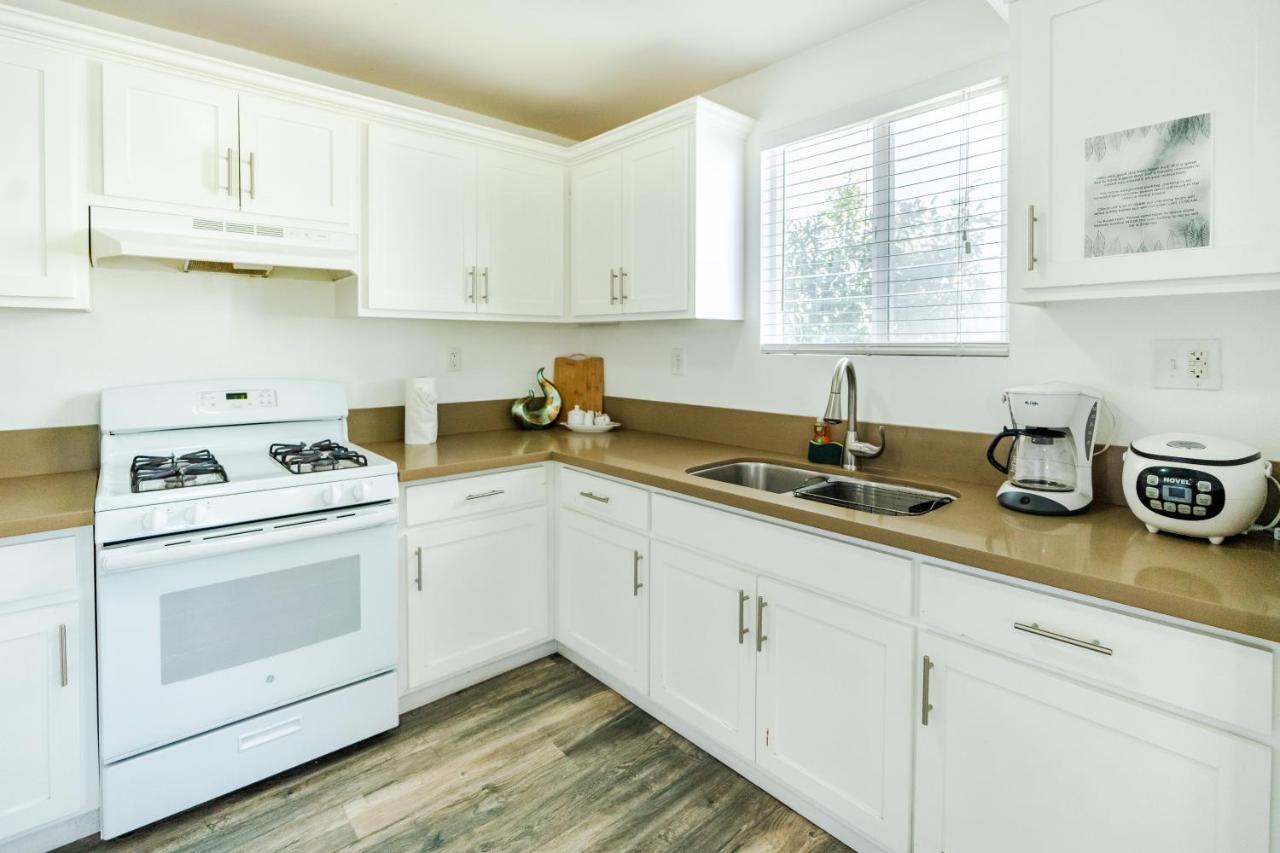 Large Sleeps 10 Near Downtown Angeles Los Angeles